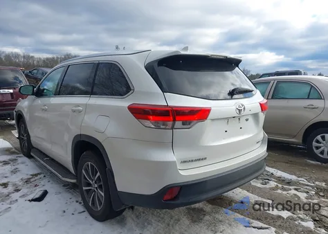 2018 Toyota Highlander Xle from USA, damaged, VIN 5TDJZRFH6JS880793